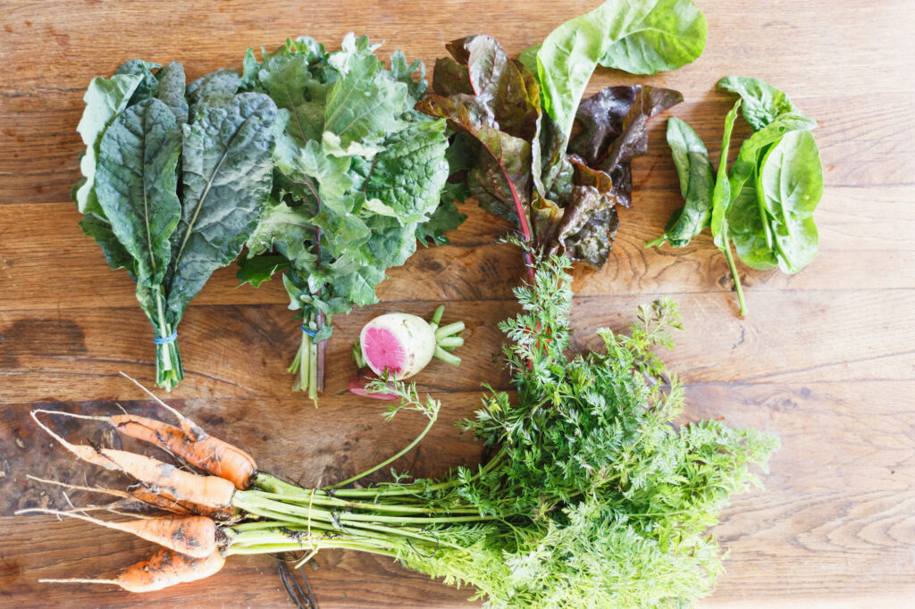 La Lévrière Chambres d'hôtes notre table d'hôtes à base des légumes bio du jardin